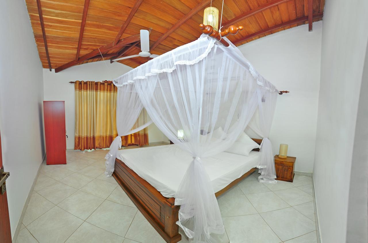 Falcon Villa Induruwa Exterior foto